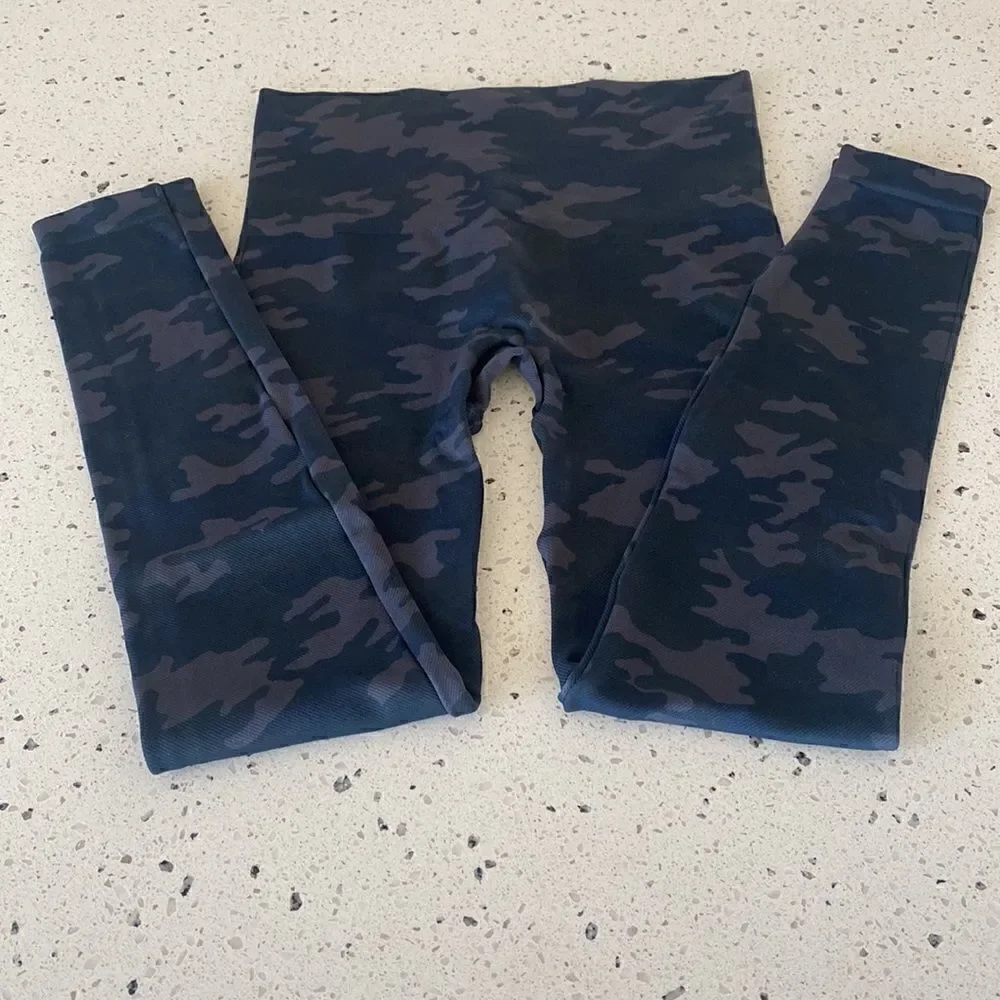 SPANX Seamless Cropped Leggings Gray Blue Green Camo Tummy Control Women Size S